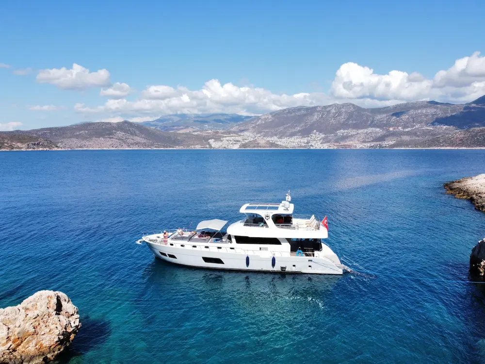 definetours royal falcon kalkan boat trip1